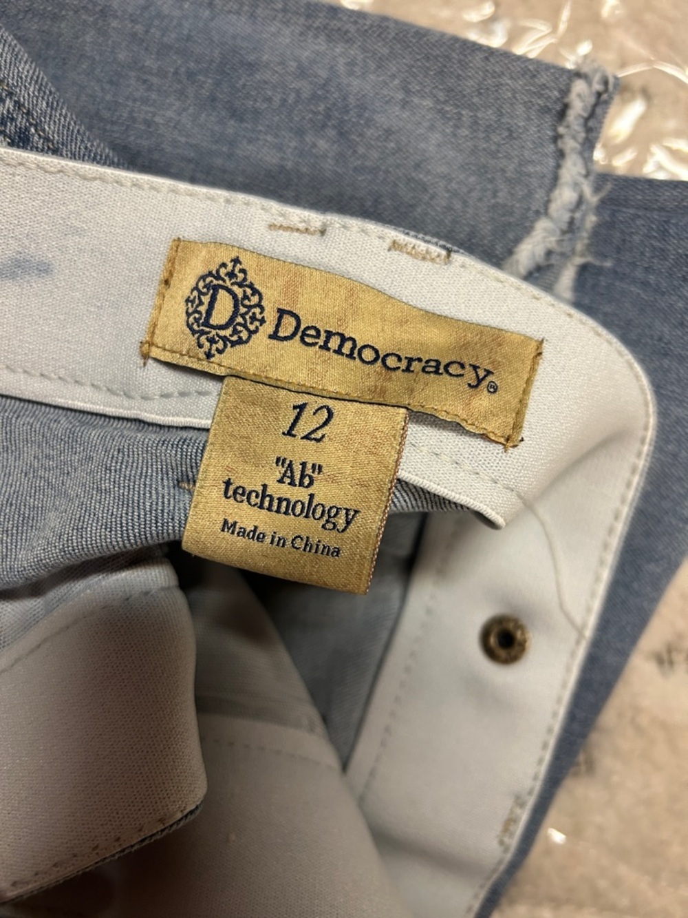Democracy sailor pocket style jeans, women’s size 12, blue wash. Raw hem. - Picture 9 of 9